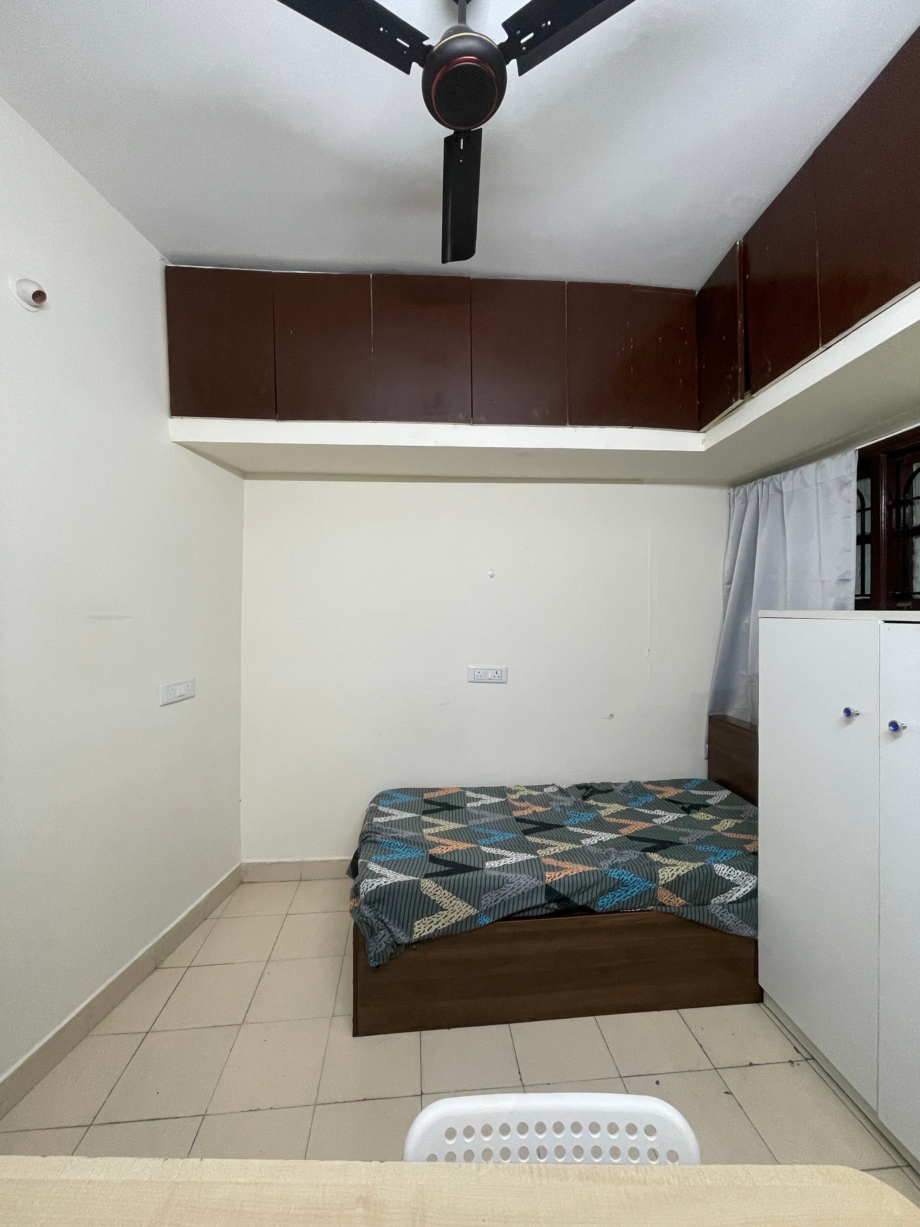 Pg In Richmond Town, a room photograph uploaded by the owner