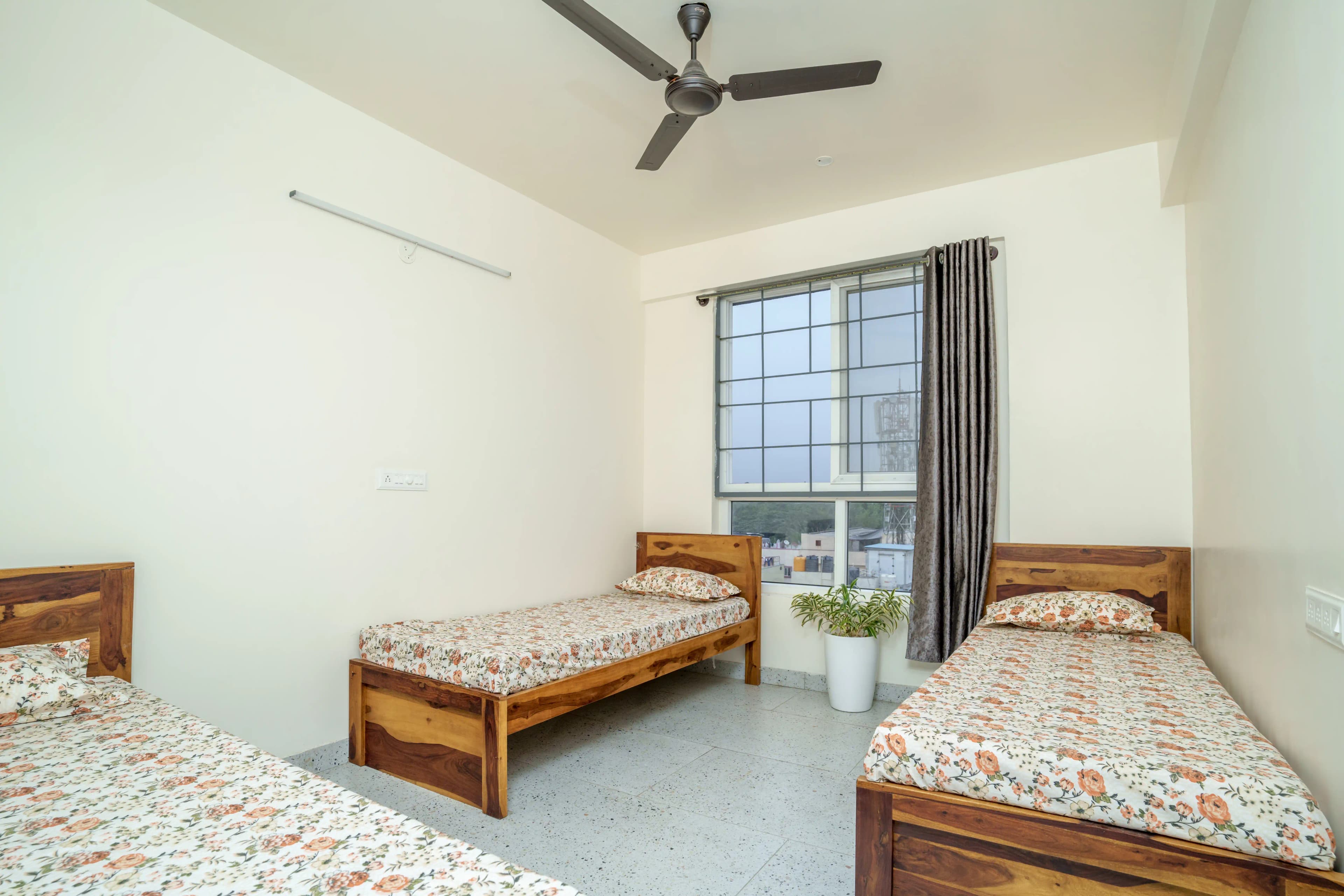 Millennial Sapphire, room photograph 1, uploaded by the owner