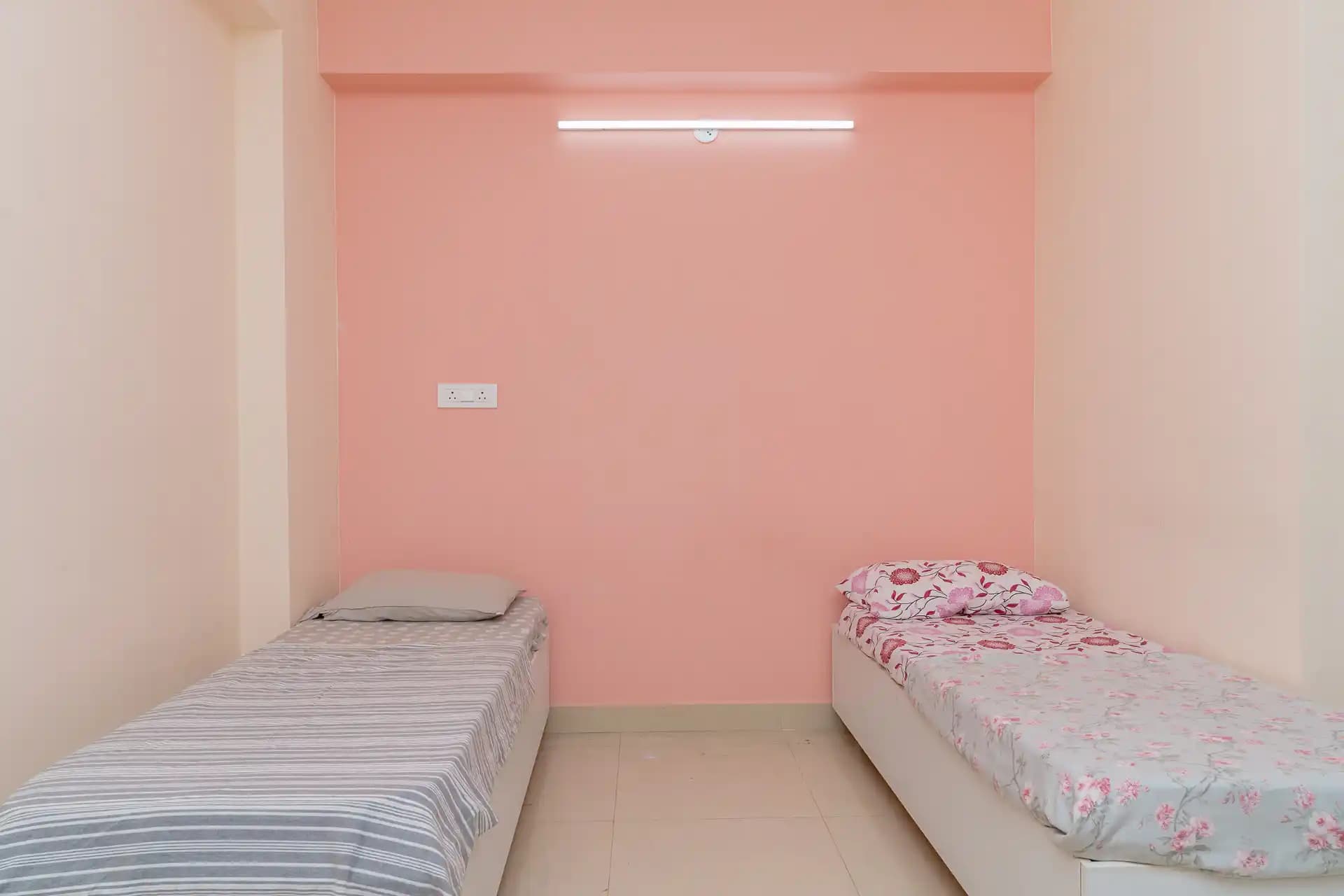 Millennial Garnet, room photograph 4, uploaded by the owner