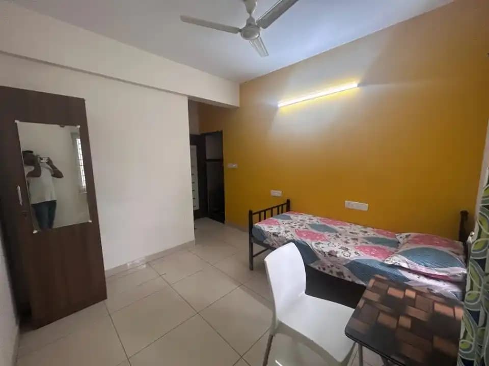 Vilaasa Men Ecity, room photograph 2, uploaded by the owner