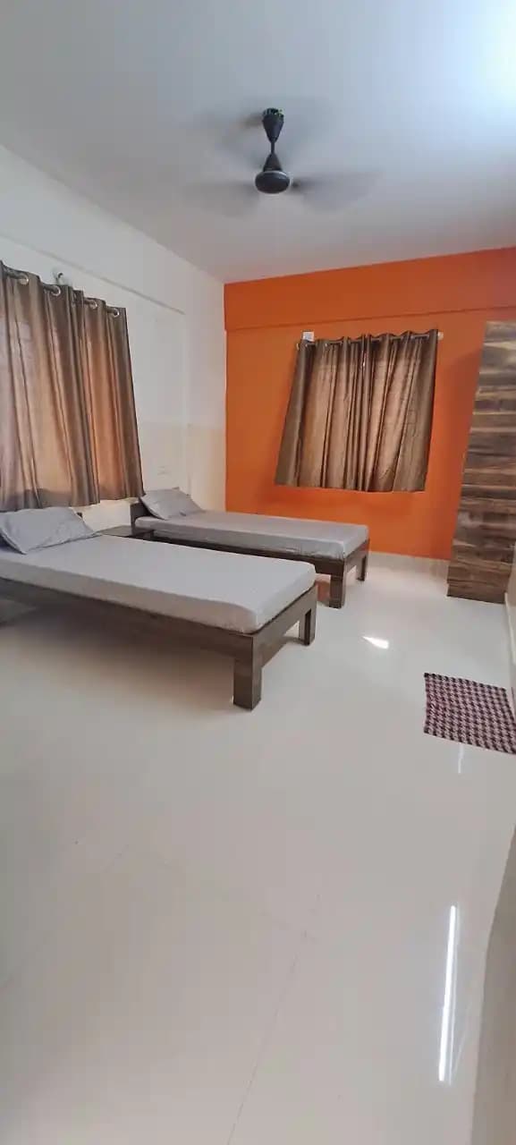 Silver Sky, room photograph 1, uploaded by the owner