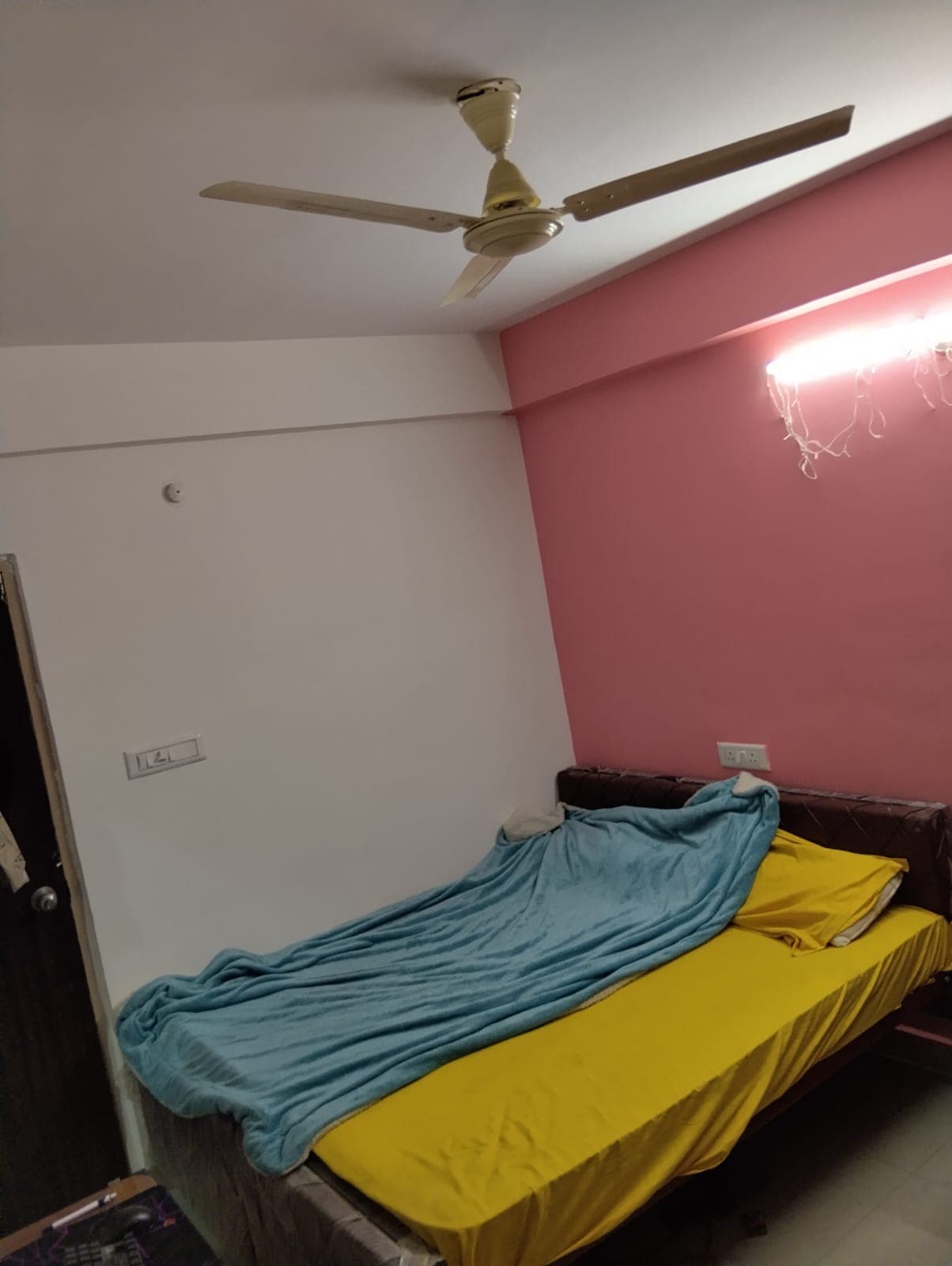 Vilaasa Embassy A Block, room photograph 6, uploaded by the owner