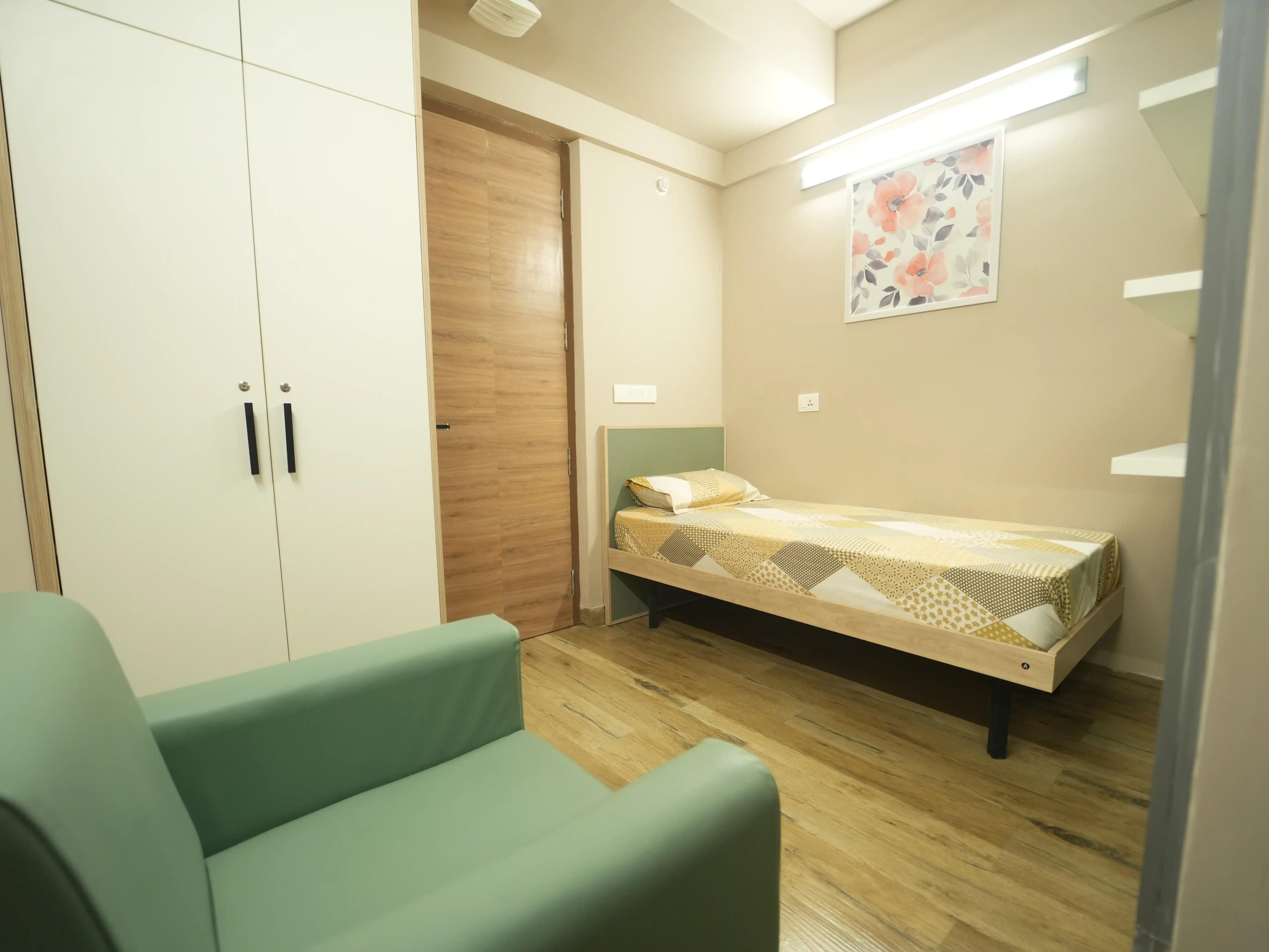 Livesta Premium Hostel For Girls, room photograph 1, uploaded by the owner