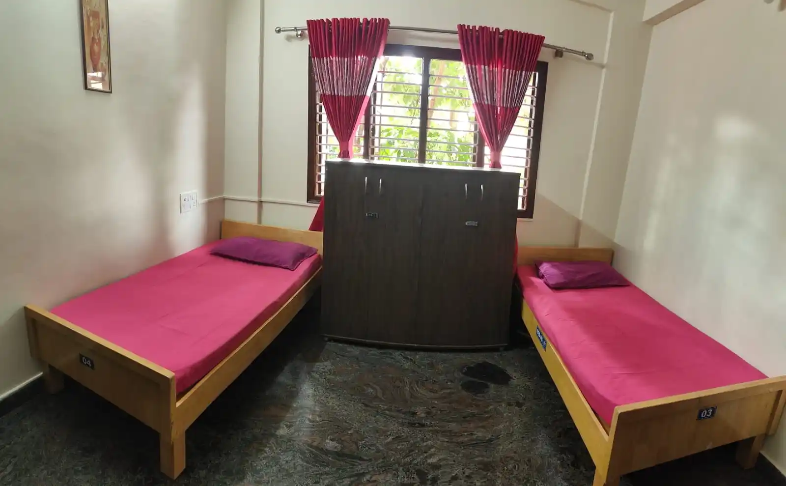 Sri Sai Guest House - Branch - NGEF, room photograph 2, uploaded by the owner